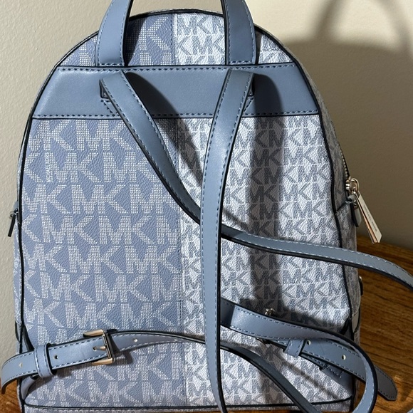 Michael Kors NEW Rhea Zip Medium Backpack Sky Blue - Picture 3 of 7